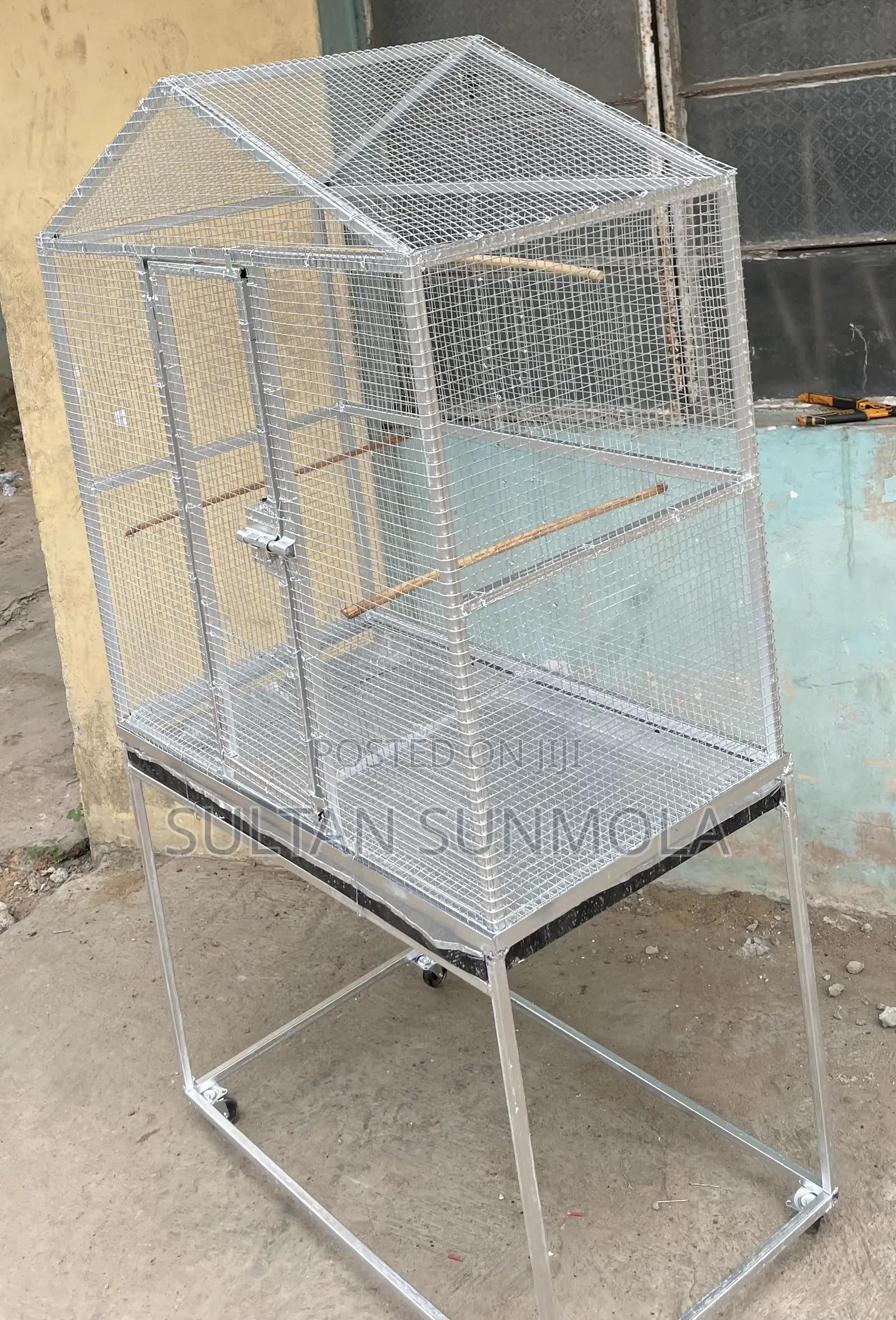 Standard Parrot Cage