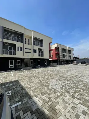 Furnished 2bdrm Apartment in Osapa london for sale