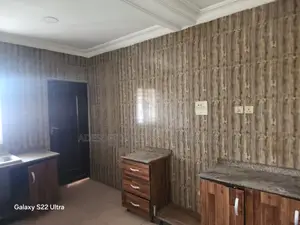 3bdrm Block of Flats in Promise Land Estate, Akala Express for sale