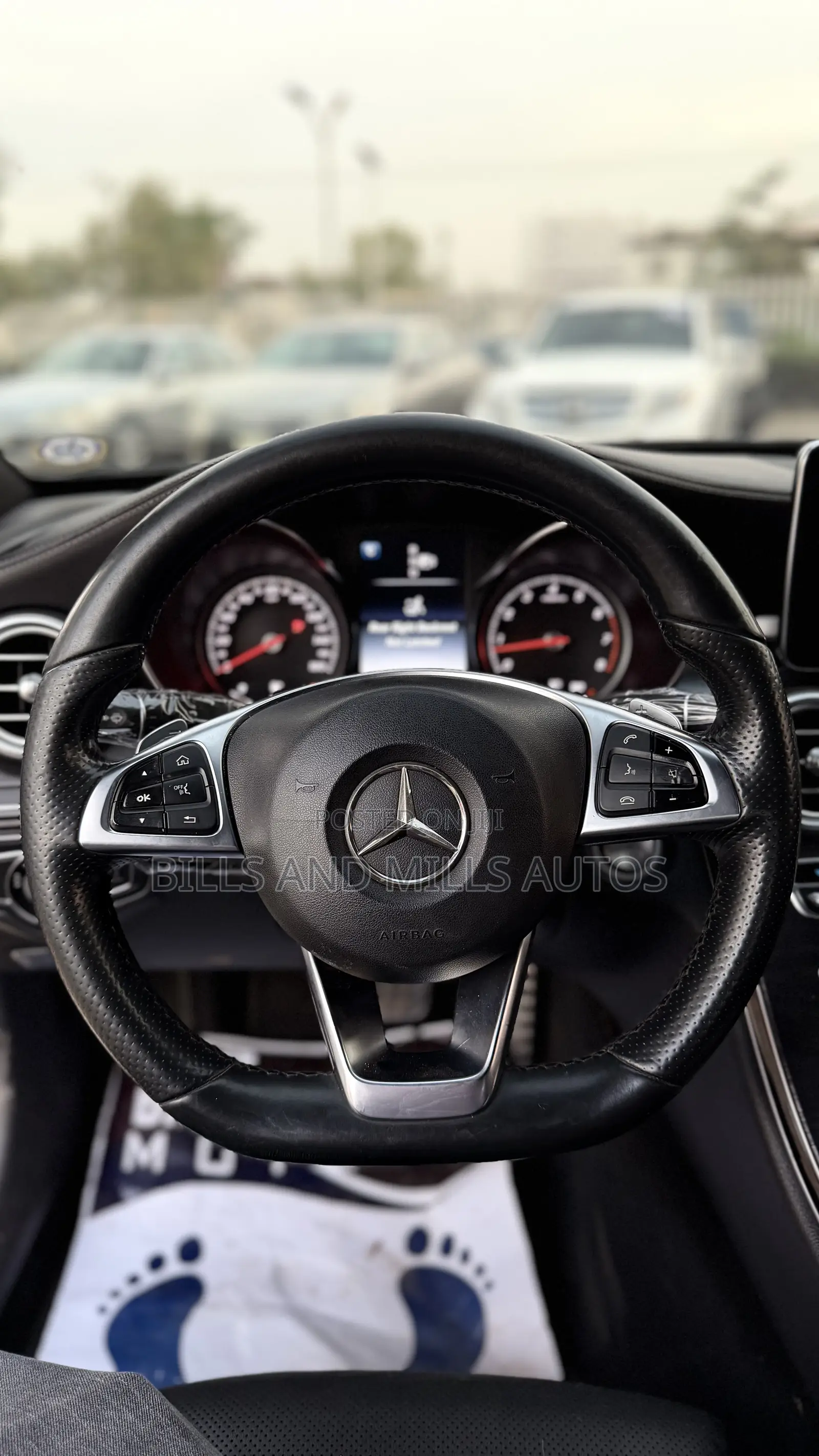 Mercedes-Benz C400 4Matic AWD Sedan (3.0L V6 7A) 2015 Black
