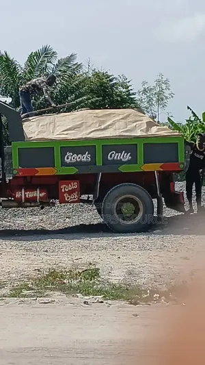 15 Tons Granite