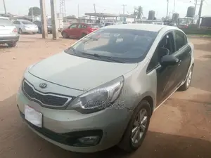 Kia Rio EX 4dr Hatchback (1.6L 4cyl 6A) 2012 Silver