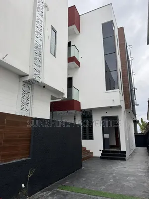 5bdrm Duplex in Lekki Phase 1 for sale
