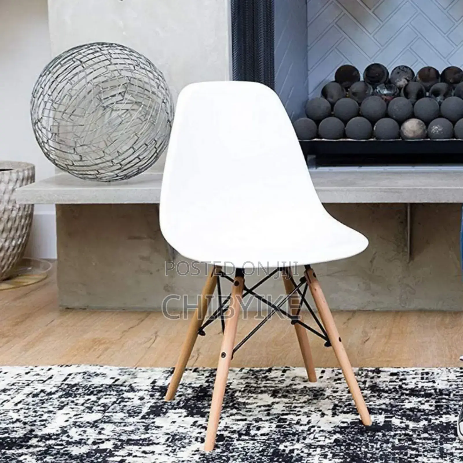 1 Restaurant Chair