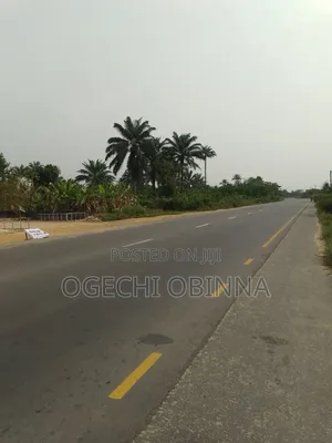 Distress 5 Plots of Land on the Major Tarred Road for Sale
