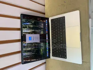 Laptop Apple MacBook Pro 2021 M1 16GB Apple M1 Pro SSD 512GB