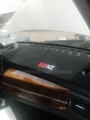 Dashboard Cover for GLK