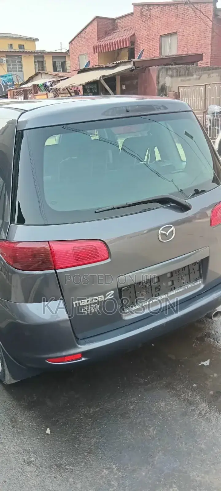 Mazda 2 2014 Gray
