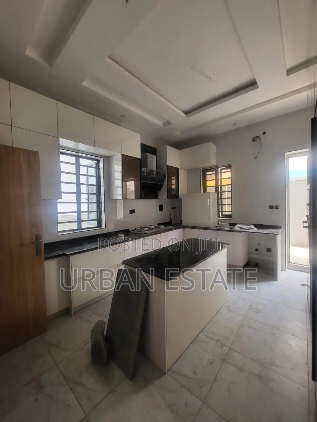 5bdrm Duplex in Magodo Gra Phase 1 for rent