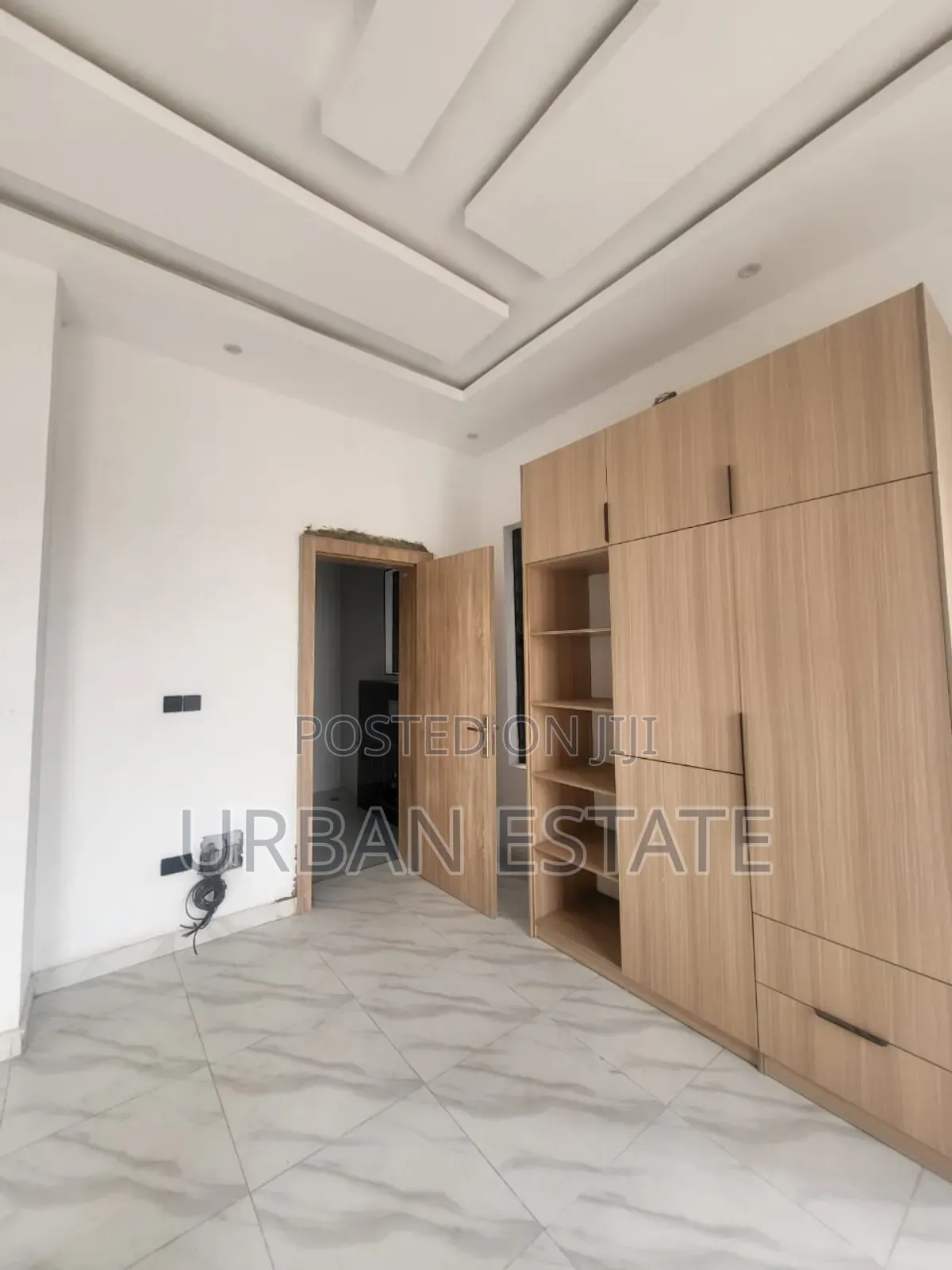 5bdrm Duplex in Magodo Gra Phase 1 for rent
