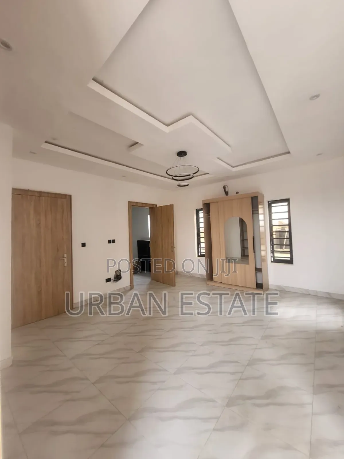 5bdrm Duplex in Magodo Gra Phase 1 for rent