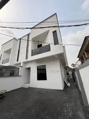 4bdrm Duplex in Gbagada for sale
