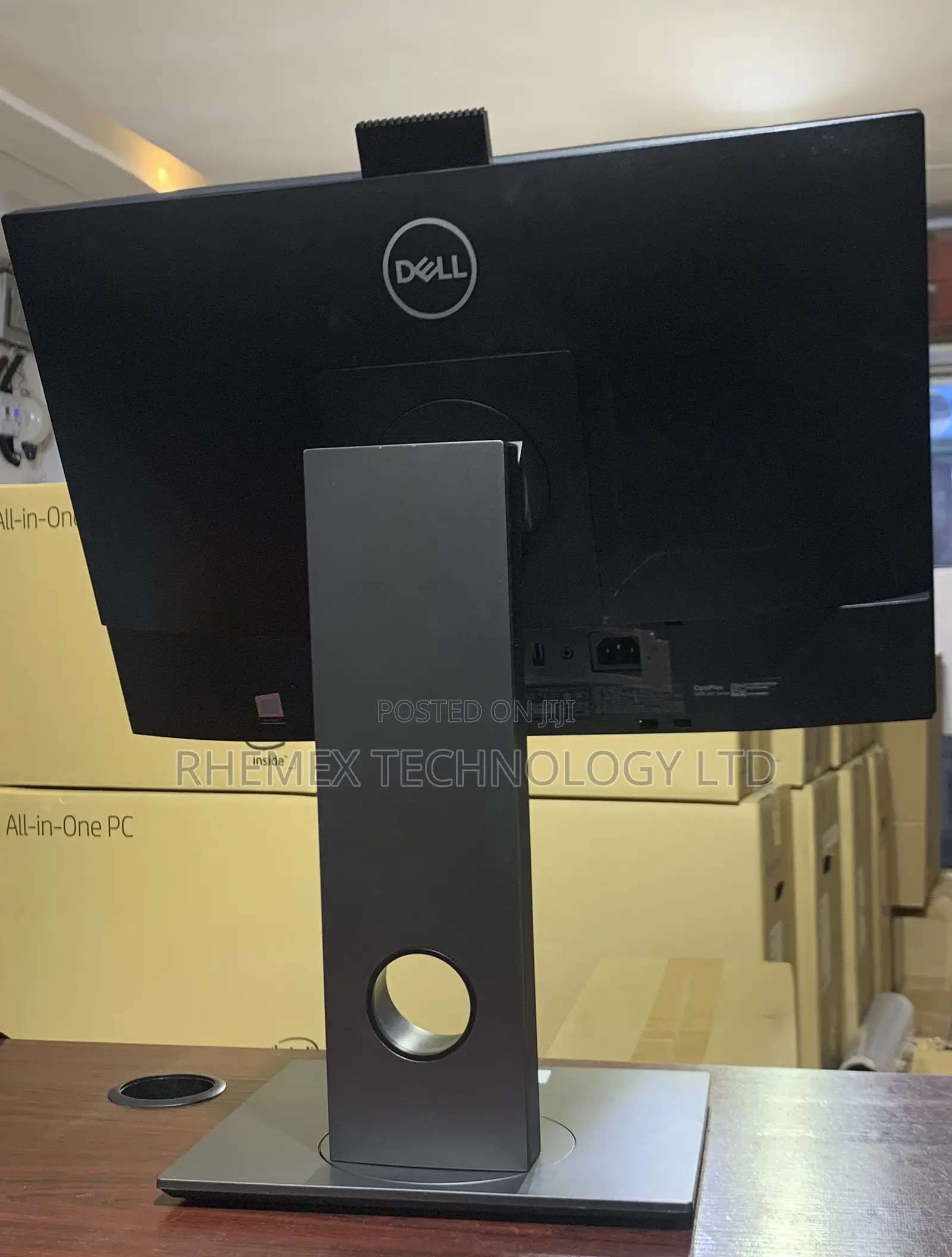 New Desktop Computer Dell OptiPlex 5260 8GB Intel Core i5 SSD 256GB