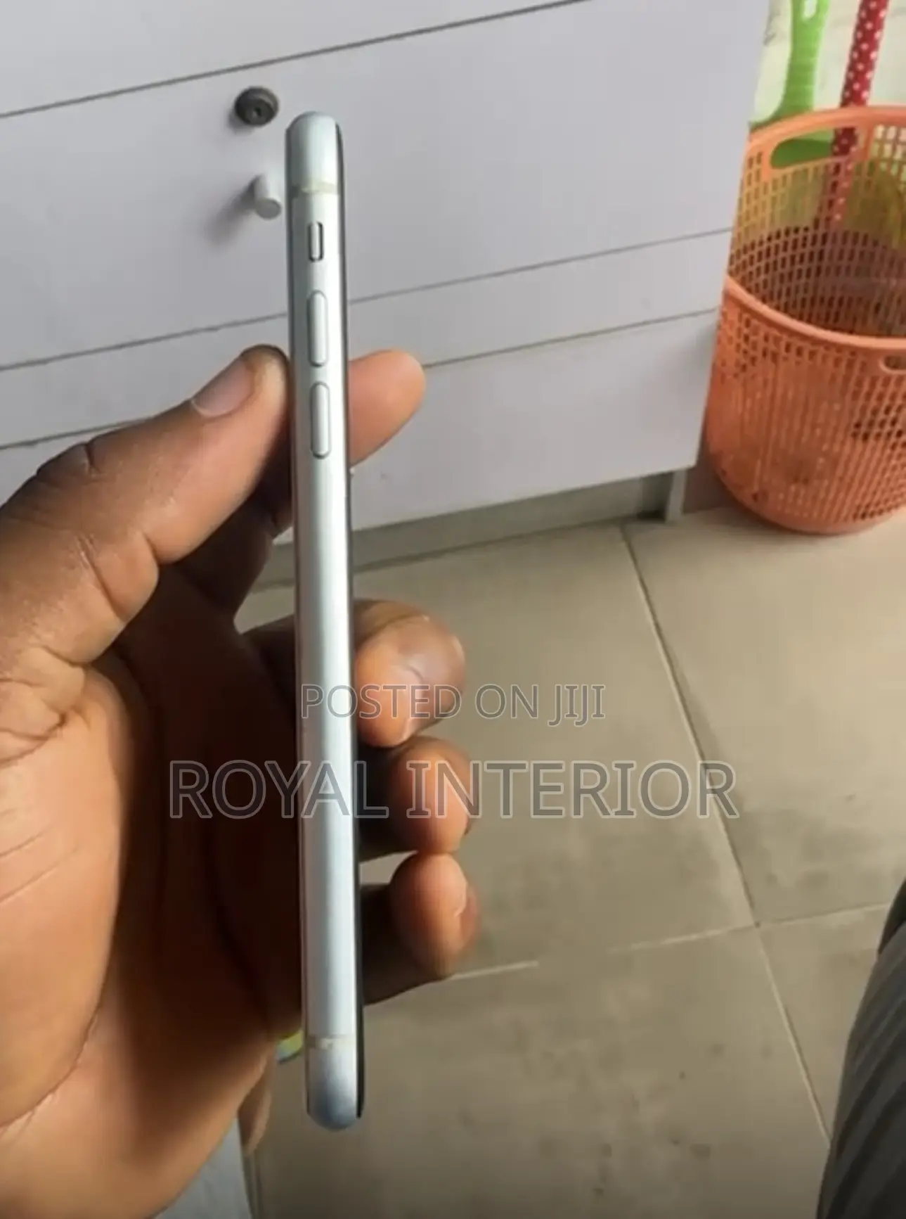Apple iPhone XR 64 GB White