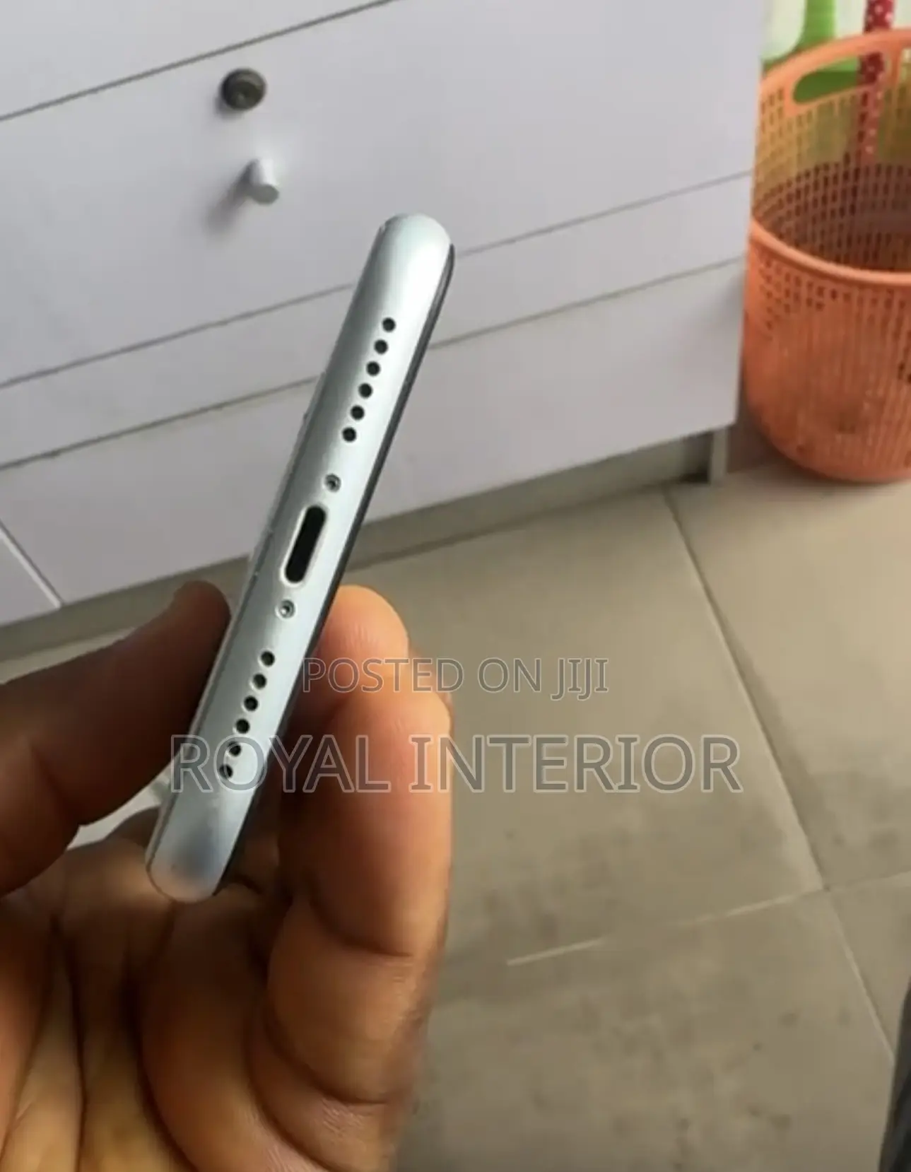Apple iPhone XR 64 GB White