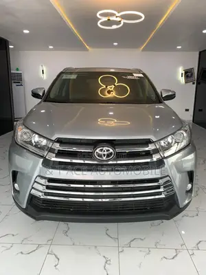 Toyota Highlander 2015 Silver