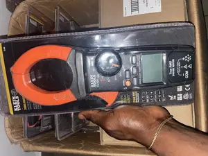 Klein Tool 2000amps Ac-Dc True-RMS Digital Clamp Meter