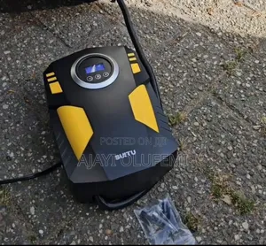 Suitu St-5002 Digital and Pointer Model Tyre Inflators.