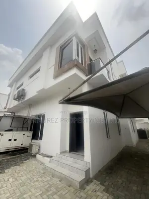 5bdrm Duplex in Osapa, Lekki for rent