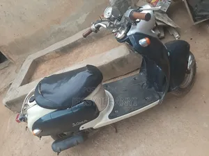 Yamaha 2005 Green