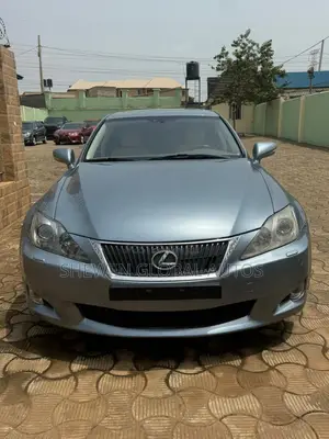 Lexus IS 250 2010 Blue