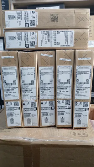 New Laptop HP 250 G10 8GB Intel Core 3 SSD 512GB