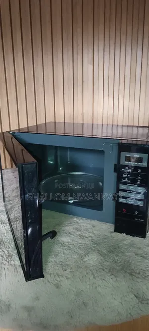Panasonic 20l Digital Solo Microwave Oven