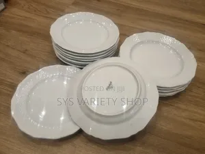 14 Set of White Flat Serving Plates