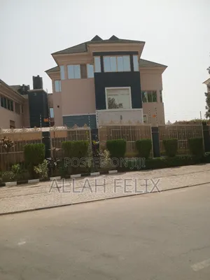 5bdrm Duplex in Wuse 2 for sale