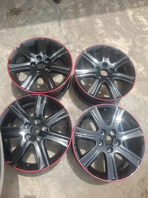 17inches Rim Black And Red Camry