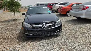 Mercedes-Benz C300 Sport 4Matic Sedan AWD (3.0L 6cyl 7A) 2011 Black
