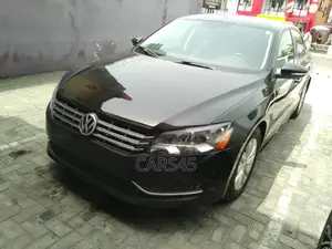 Volkswagen Passat 2012 Black