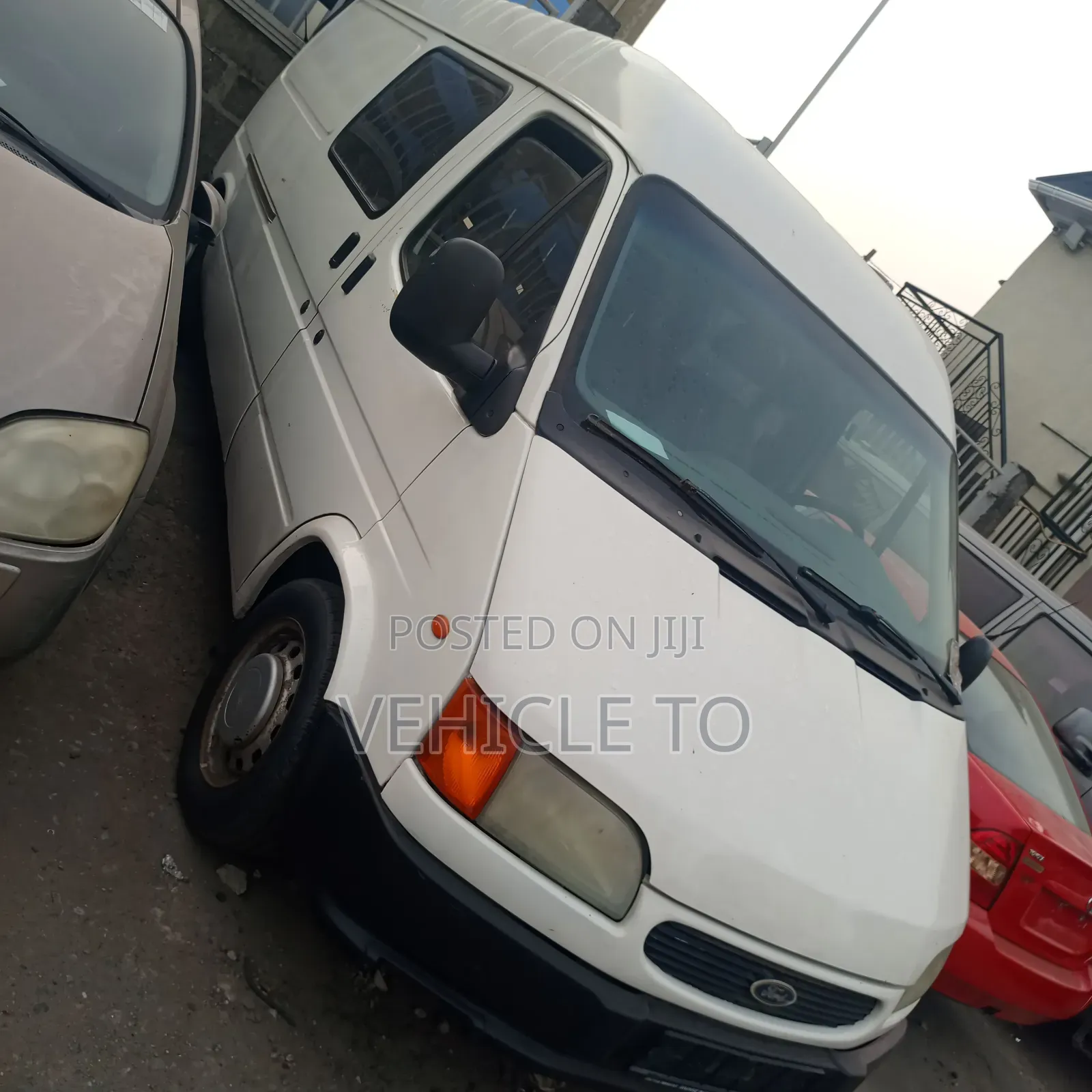 Ford Transit 2000 White