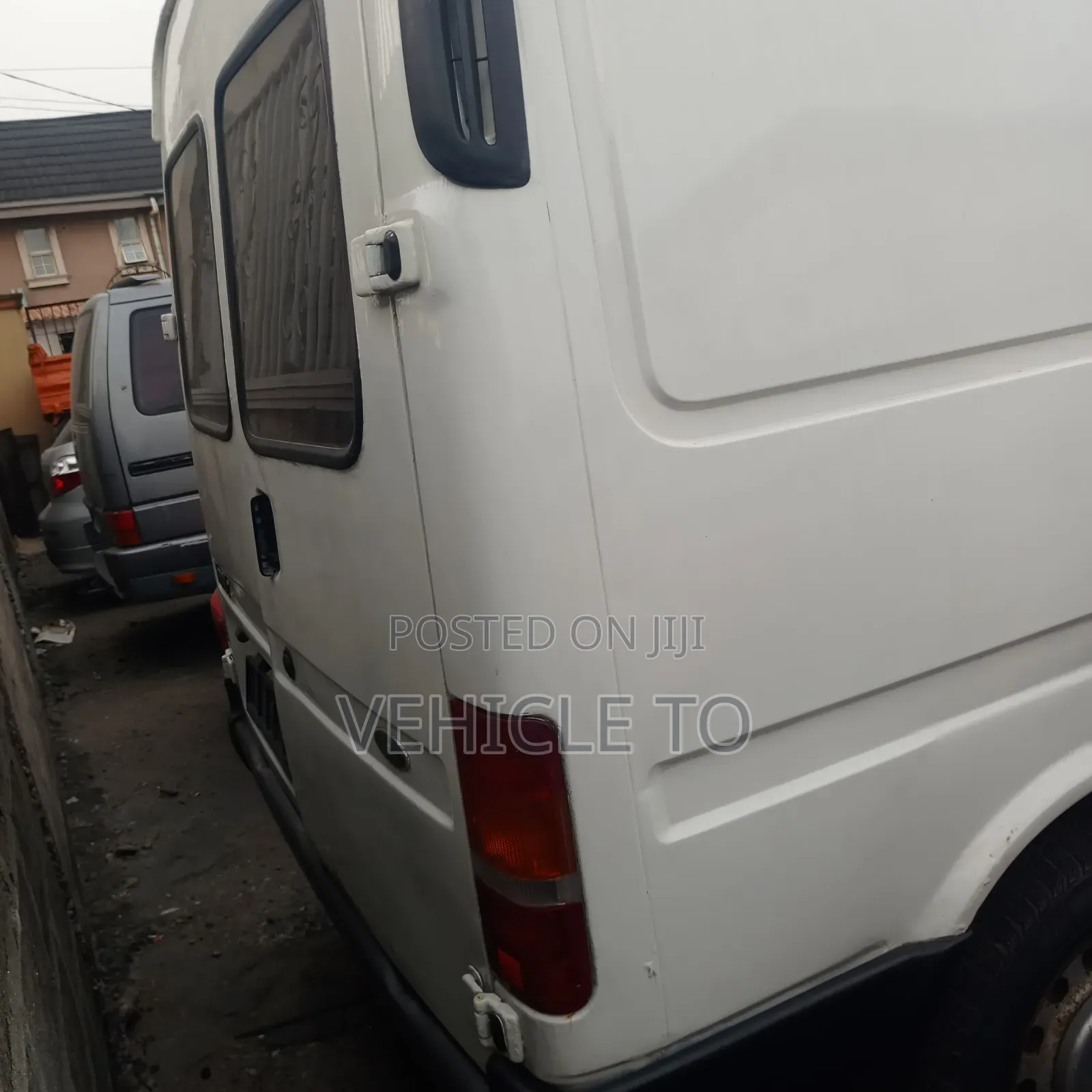 Ford Transit 2000 White