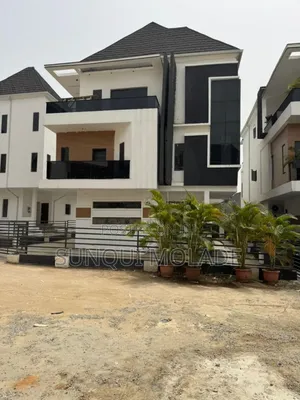 7bdrm Duplex in Asokoro for sale