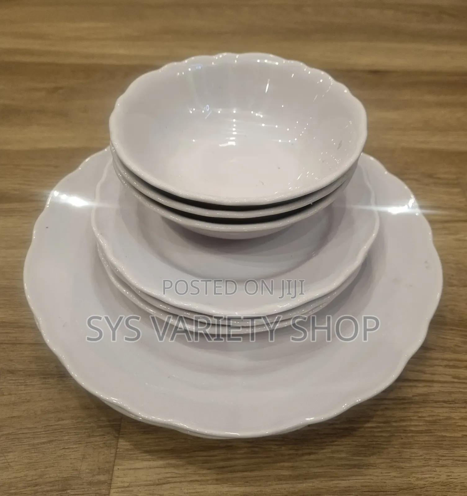 Konya 9 Set of Dinner Plates
