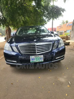 Mercedes-Benz E350 2012 Blue