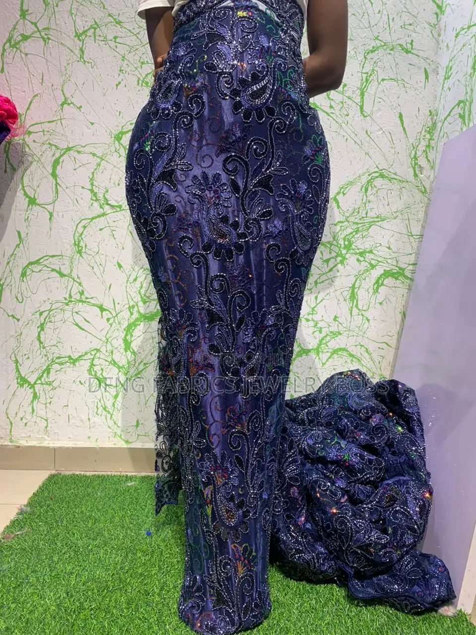 Lace Luc/02/26