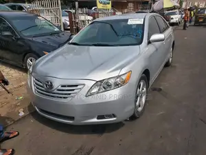 Toyota Camry LE 4dr Sedan (2.4L 4cyl 5A) 2008 Gray