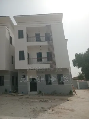 4bdrm Duplex in Utako for sale
