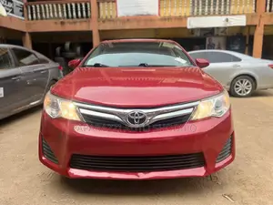 Toyota Camry LE 4dr Sedan (2.5L 4cyl 6A) 2012 Red