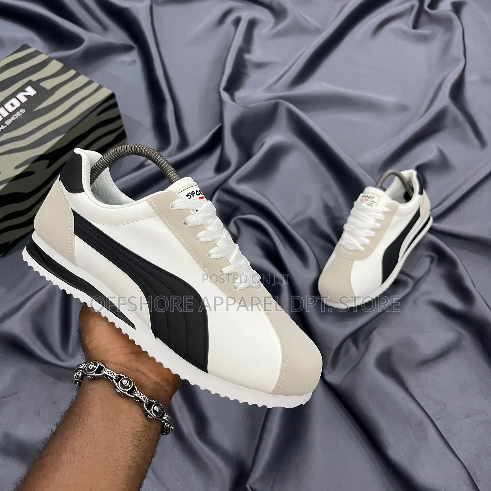 Puma Sneakers