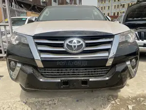 Toyota Fortuner 4.0 AWD 2020 Black