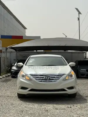Hyundai Sonata 2012 White