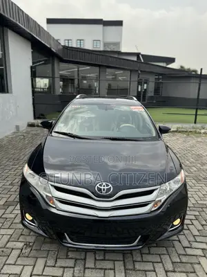 Toyota Venza AWD 2010 Black