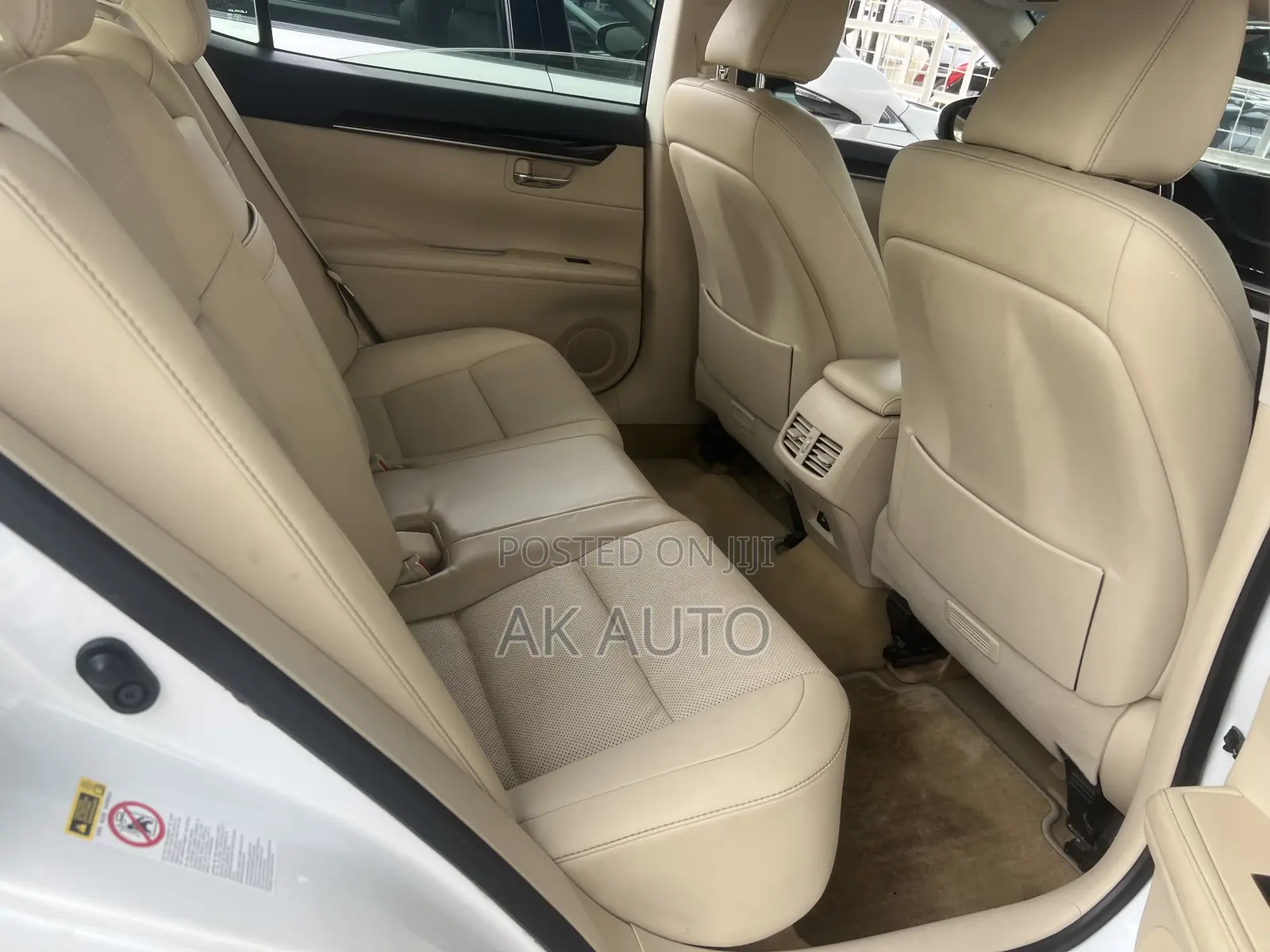 Lexus ES 2014 White