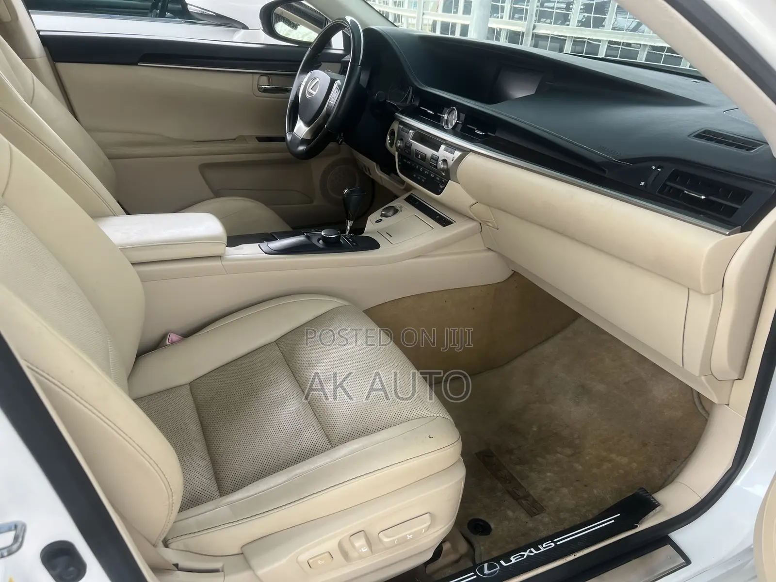Lexus ES 2014 White