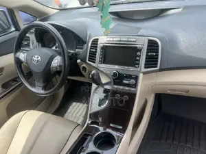 Toyota Venza 2012 White