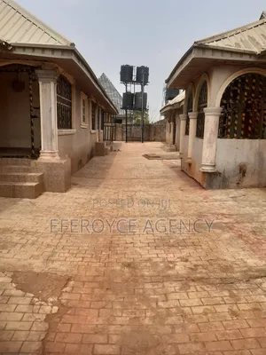 2bdrm Apartment in Agbor Road Bypass, Benin City for rent