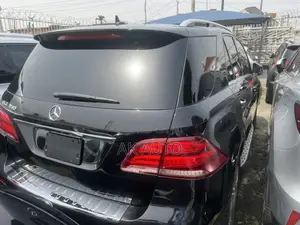 Mercedes-Benz GLE-Class 2016 Black